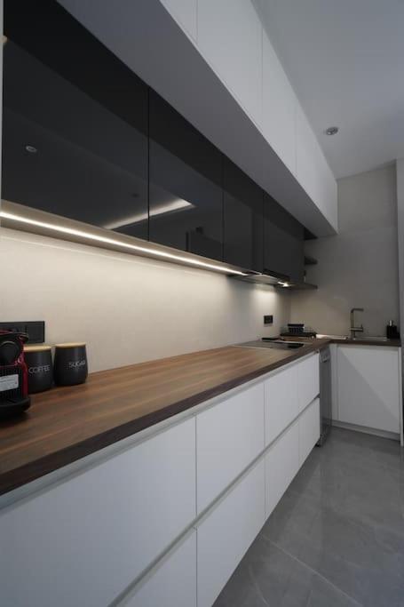 Brand New 3Br With 2 Bathrooms Marousi Apartment Αθήνα Εξωτερικό φωτογραφία